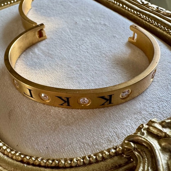 Herff Jones College Kappa Kappa Gold Bracelet with Black Lettering and - Picture 2 of 9